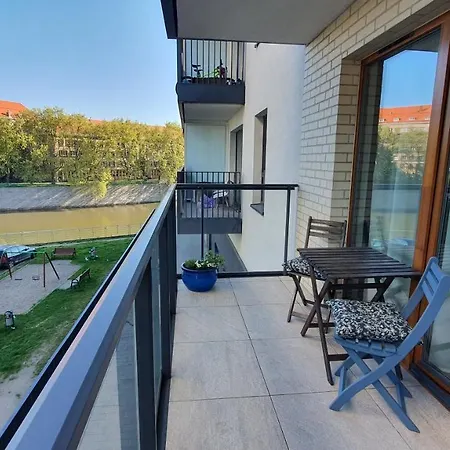 Διαμέρισμα Midnight Blue