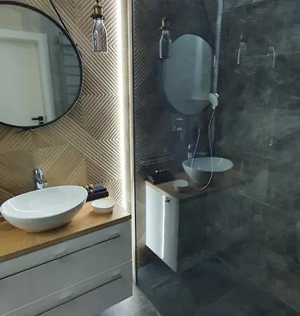 Midnight Blue Βρότσλαβ