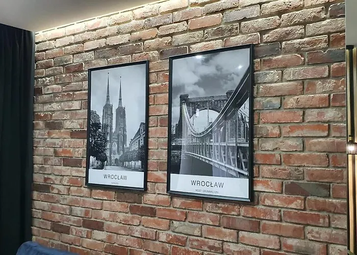 Midnight Blue شقة فروتسواف