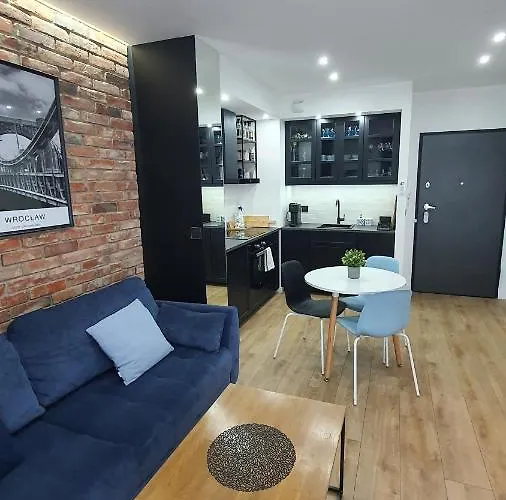 Midnight Blue شقة