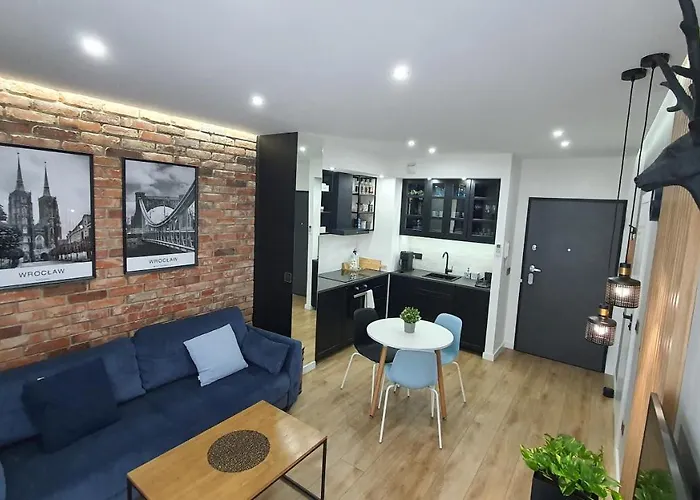 Midnight Blue Daire *