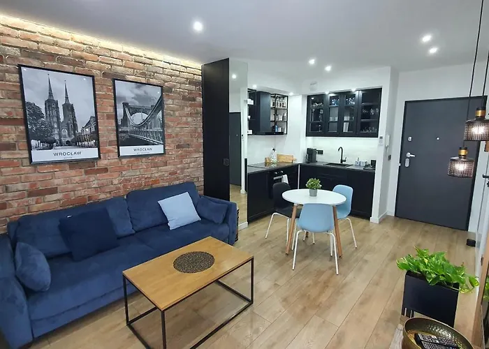 Midnight Blue Appartamento Breslavia